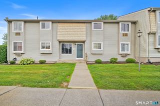 6 Carillon Drive D, Rocky Hill, CT 06067