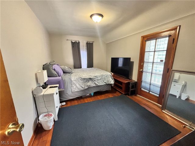 24201 Yosemite Drive, Euclid, OH 44117