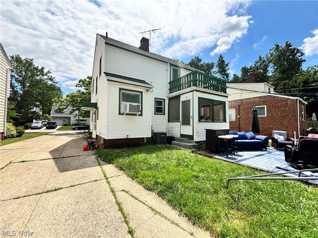 24201 Yosemite Drive, Euclid, OH 44117