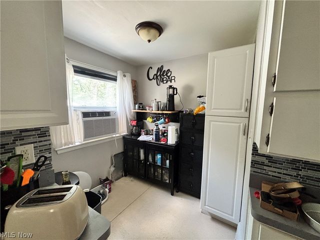 24201 Yosemite Drive, Euclid, OH 44117