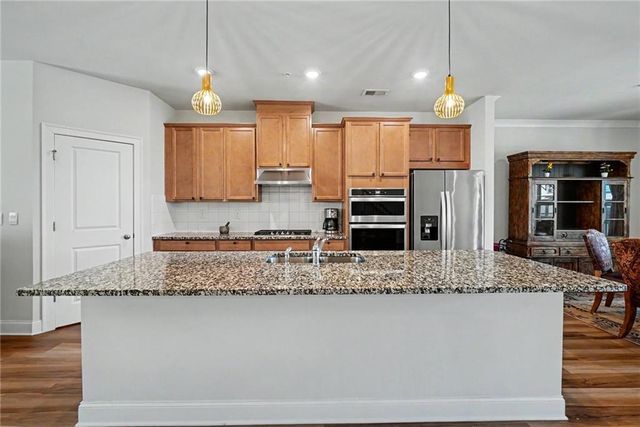823 Mackay Creek, Woodstock, GA 30188