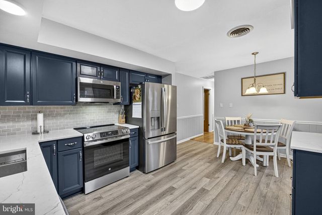 209 WOOD AVE, Winchester, VA 22601