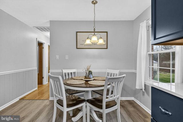 209 WOOD AVE, Winchester, VA 22601