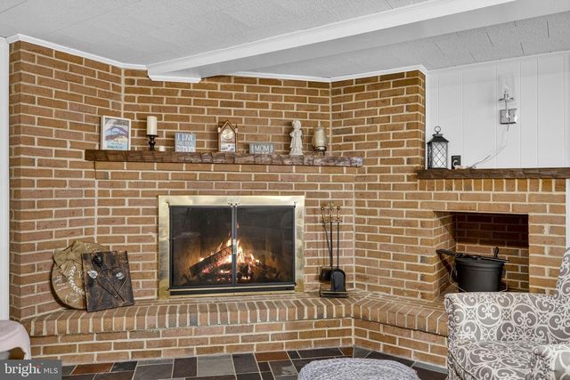 209 WOOD AVE, Winchester, VA 22601