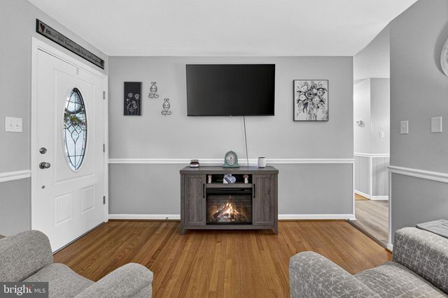 209 WOOD AVE, Winchester, VA 22601