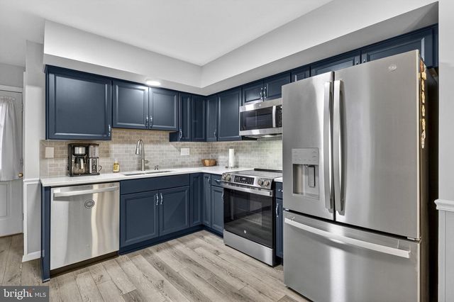 209 WOOD AVE, Winchester, VA 22601