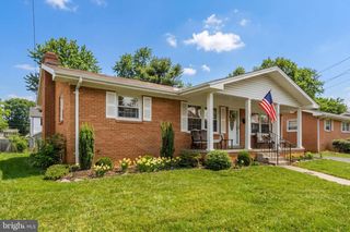 209 WOOD AVE, Winchester, VA 22601