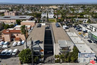 7635 Lankershim Boulevard, North Hollywood, CA 91605