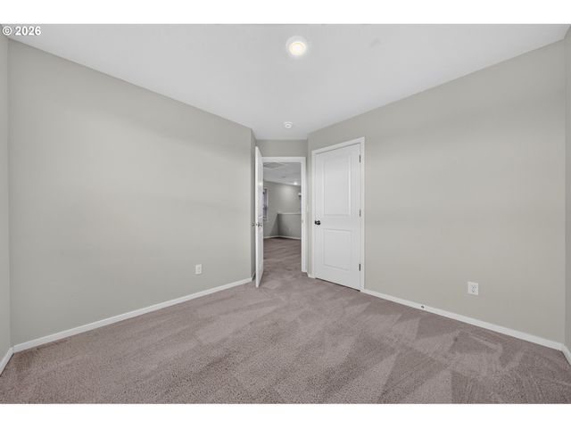 2611 26TH Loop, Springfield, OR 97477