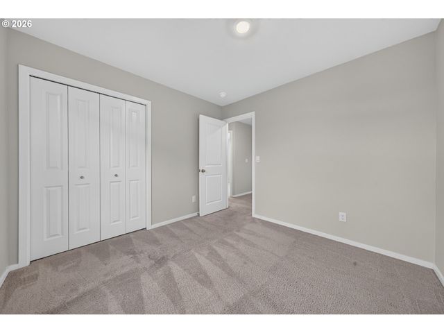 2611 26TH Loop, Springfield, OR 97477