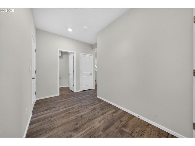 2611 26TH Loop, Springfield, OR 97477