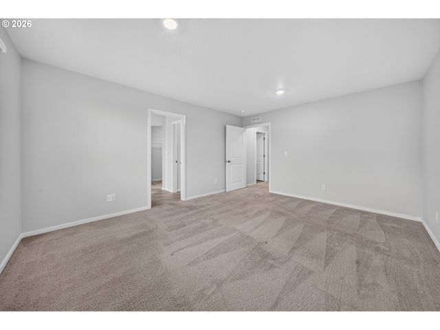 2611 26TH Loop, Springfield, OR 97477