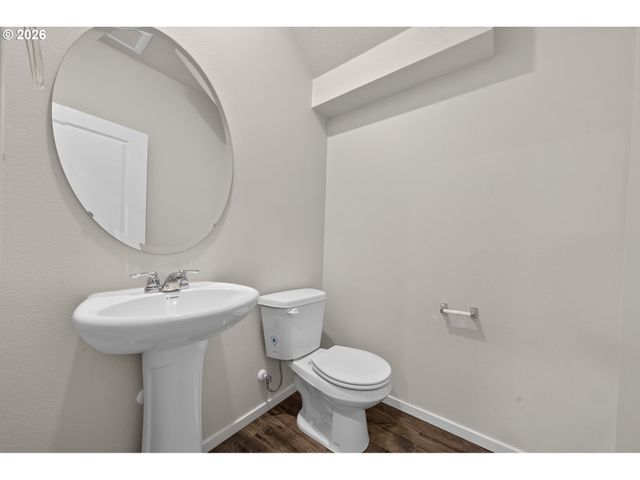 2611 26TH Loop, Springfield, OR 97477