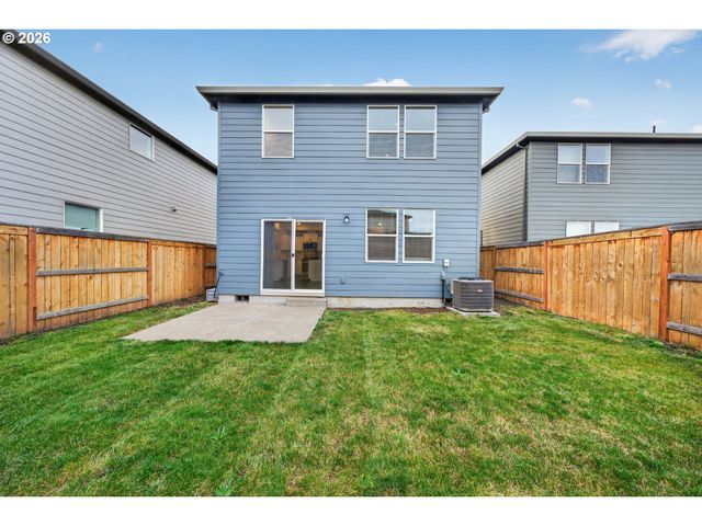 2611 26TH Loop, Springfield, OR 97477