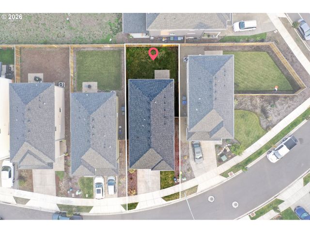 2611 26TH Loop, Springfield, OR 97477
