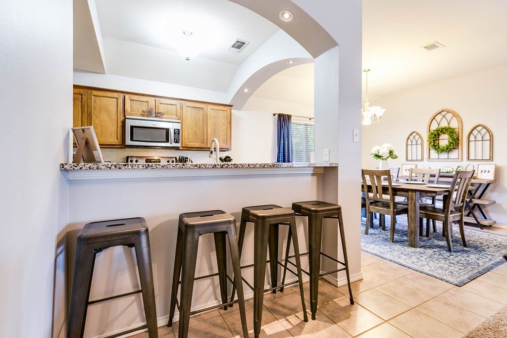 Image 10 of property listing at 3302 Edgewood Drive, San Angelo, TX 76903