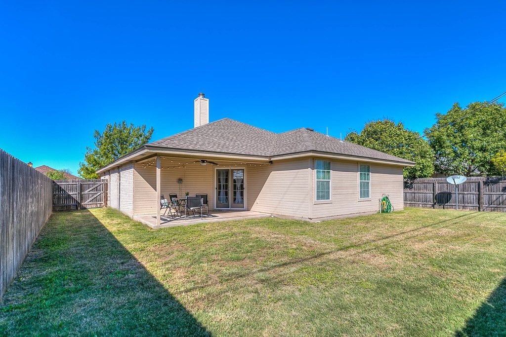 Image 30 of property listing at 3302 Edgewood Drive, San Angelo, TX 76903