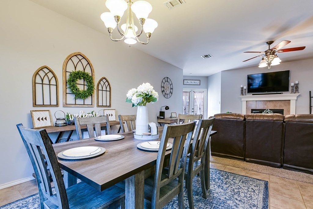 Image 9 of property listing at 3302 Edgewood Drive, San Angelo, TX 76903