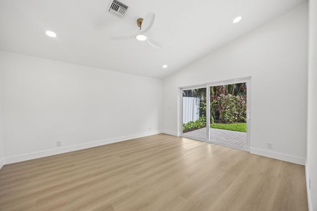 5141 Columbo Court, Delray Beach, FL 33484