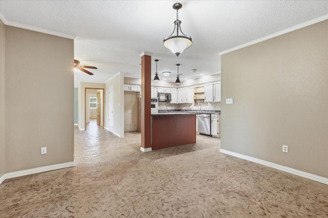 8766 Webb Road, Ponder, TX 76259