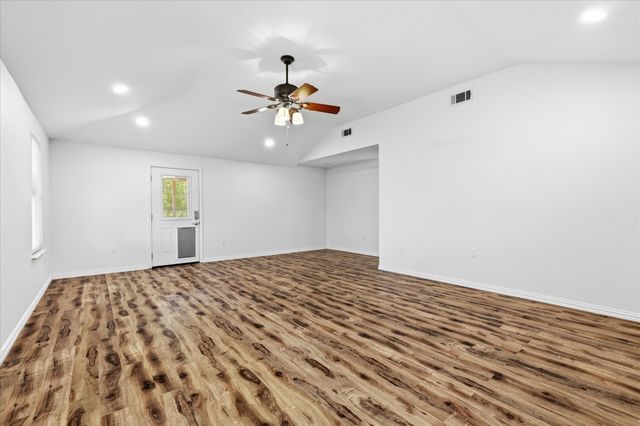8766 Webb Road, Ponder, TX 76259