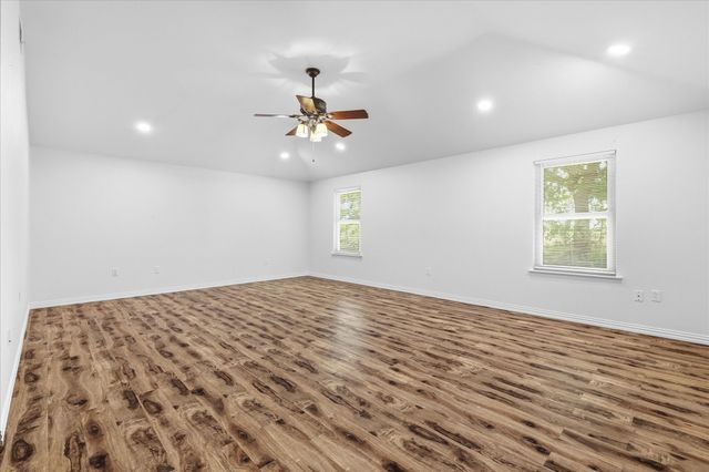 8766 Webb Road, Ponder, TX 76259