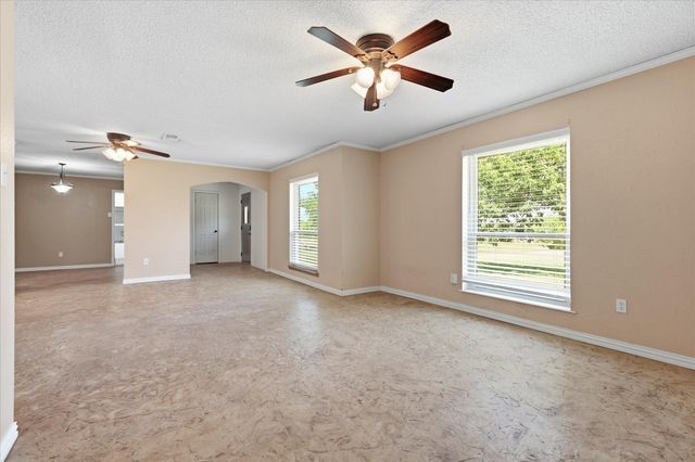 8766 Webb Road, Ponder, TX 76259