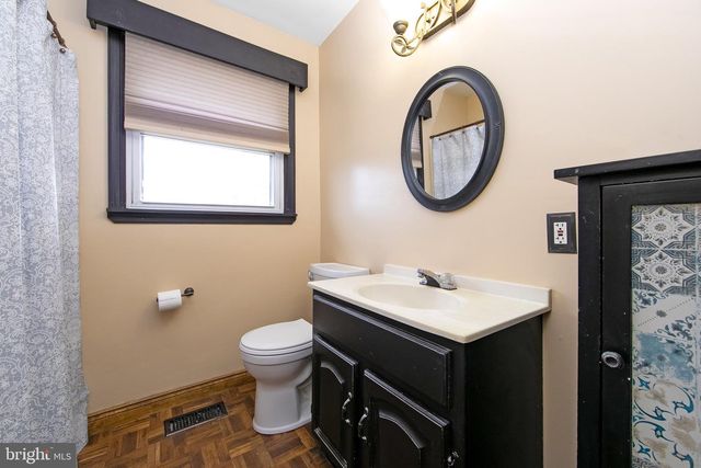 17 S WALNUT CIR, West Berlin, NJ 08091