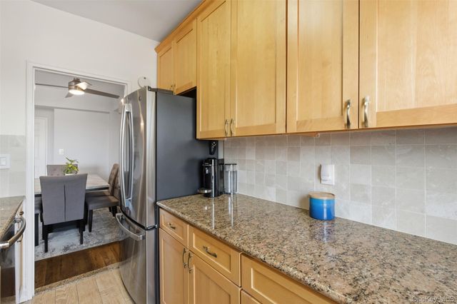 325 Main Street 6H, White Plains, NY 10601