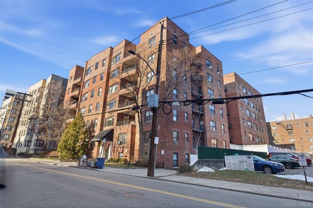 325 Main Street 6H, White Plains, NY 10601