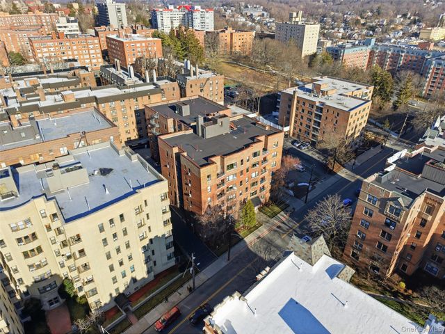 325 Main Street 6H, White Plains, NY 10601