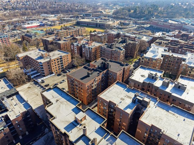 325 Main Street 6H, White Plains, NY 10601