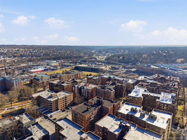 325 Main Street 6H, White Plains, NY 10601