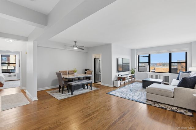 325 Main Street 6H, White Plains, NY 10601