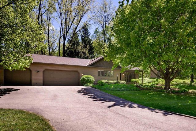 8029 Shag Bark Circle, Cross Plains, WI 53528