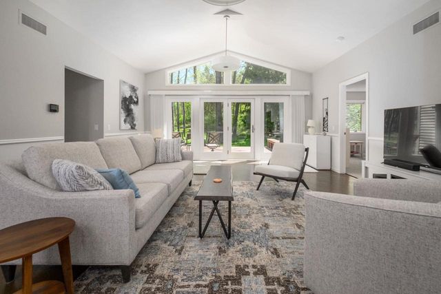 8029 Shag Bark Circle, Cross Plains, WI 53528