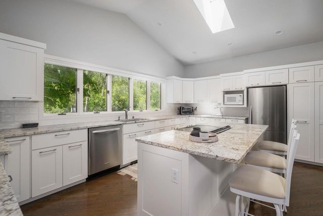 8029 Shag Bark Circle, Cross Plains, WI 53528