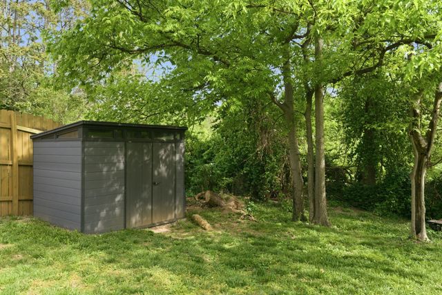 86 Evelyn Dr, Nashville, TN 37210