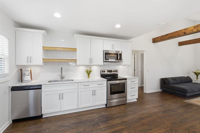 86 Evelyn Dr, Nashville, TN 37210