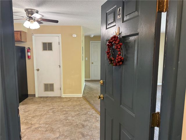 283 Privilege Street 4, Woonsocket, RI 02895