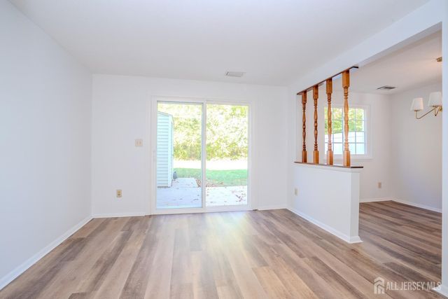 49 Cottonwood Court, South Brunswick, NJ 08852