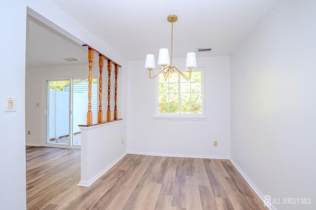49 Cottonwood Court, South Brunswick, NJ 08852