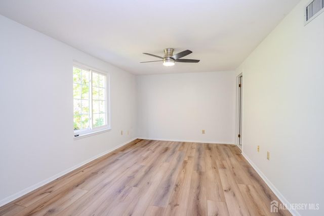 49 Cottonwood Court, South Brunswick, NJ 08852