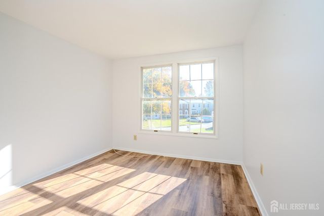 49 Cottonwood Court, South Brunswick, NJ 08852