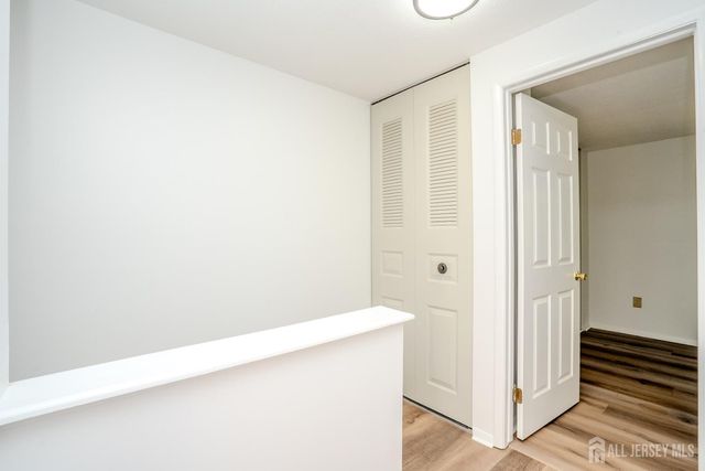 49 Cottonwood Court, South Brunswick, NJ 08852