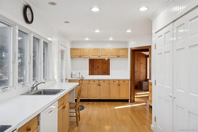 69 Tuthill Point Road, East Moriches, NY 11940