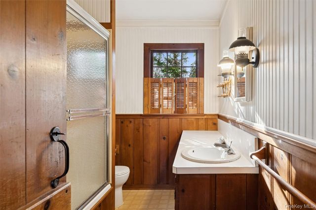 69 Tuthill Point Road, East Moriches, NY 11940