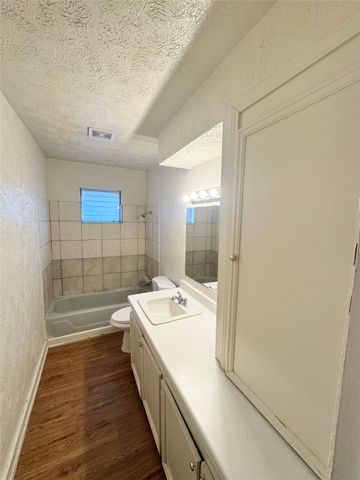 6820 Dart Avenue, Dallas, TX 75217