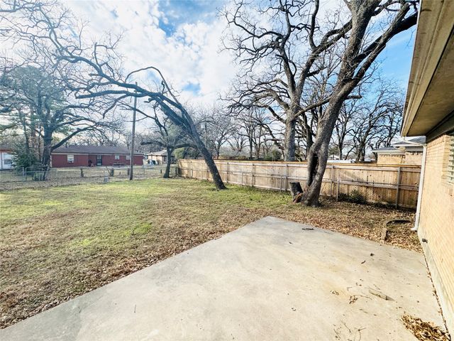 6820 Dart Avenue, Dallas, TX 75217