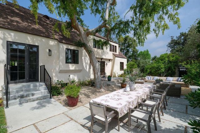 2384 E Orange Grove Boulevard, Pasadena, CA 91104